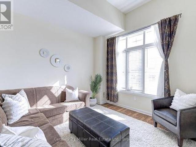 16 3030 Breakwater Court, Mississauga Cooksville, ON, L5B 4N5 townhouse for sale | Listing ID W11972 | Royal LePage