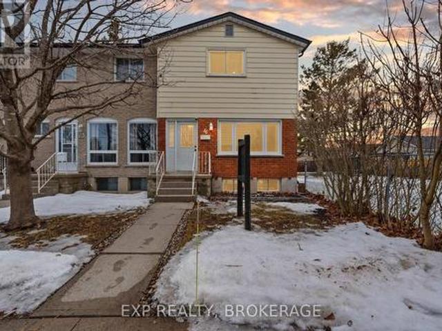 16 30 Addington Street, Loyalist 54 Amherstview, ON, K7N 1C5 townhouse for sale | Listing ID X12009 | Royal LePage