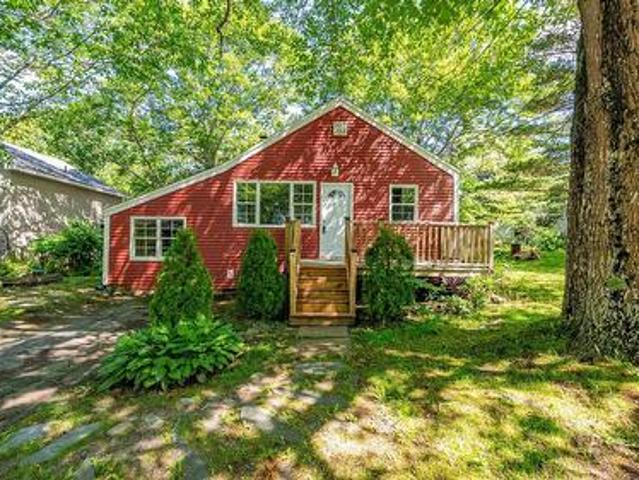 16 Thompson Drive, Wellington, NS, B2T 1J4 house for sale | Listing ID 202616 | Royal LePage