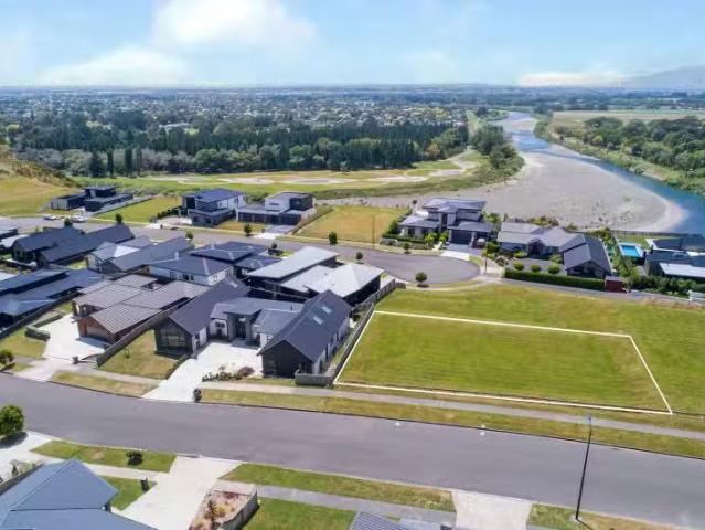 16 Vaucluse Heights, Fitzherbert, Palmerston North City