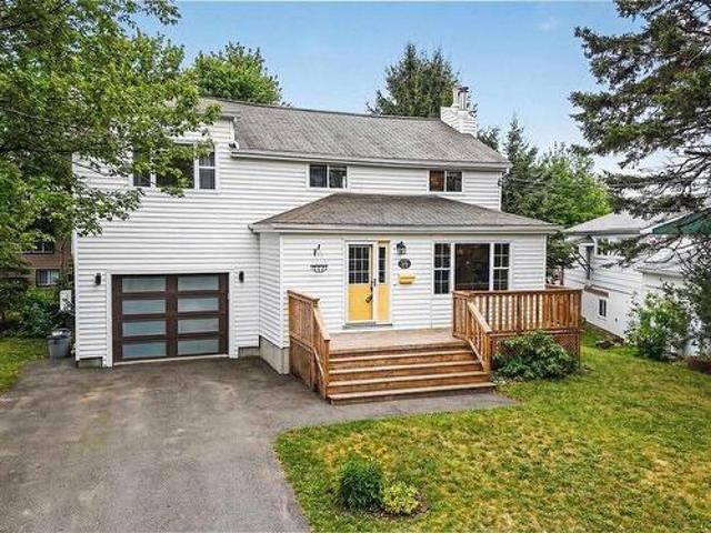 16 Wilcot Lane, Dartmouth, NS, B2X 1L2 house for sale | Listing ID 202606 | Royal LePage