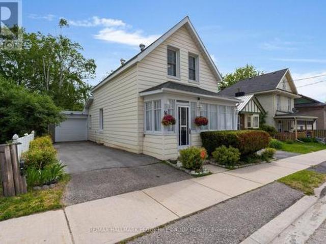 16 William Street, Orillia, ON, L3V 5N3 house for sale | Listing ID S13588 | Royal LePage