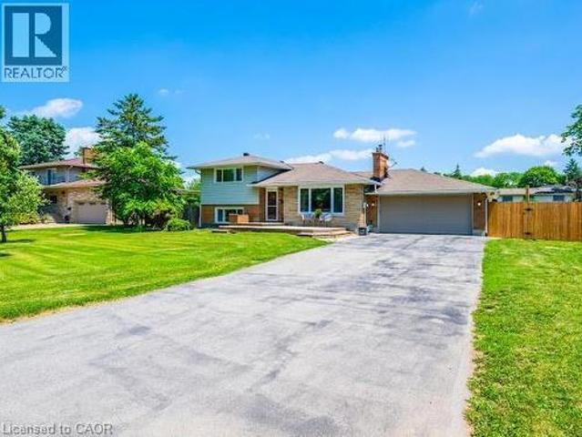 16 Woodmount Drive, St. Catharines, ON, L2T 2X9 house for sale | Listing ID 40845 | Royal LePage