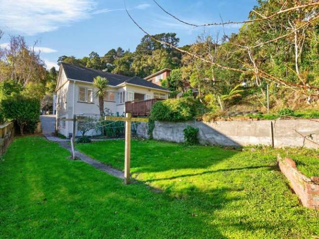 16 Woodvale Grove, Fairfield, Lower Hutt City