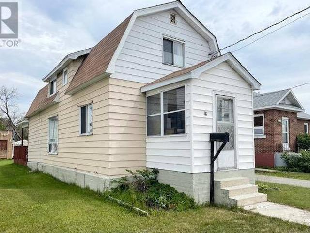 16 Aberdeen ST S Chapleau Ontario