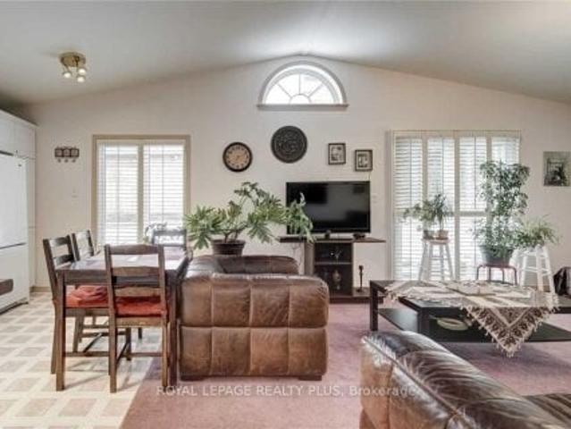 16 Alderway Avenue