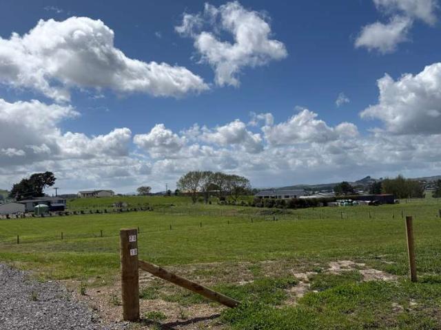 16 and 18 Tui Drive, Waipukurau, Central Hawke's Bay