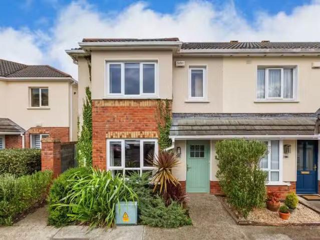 16 Ashton Court, Swords, Co. Dublin, K67CD42 is for sale