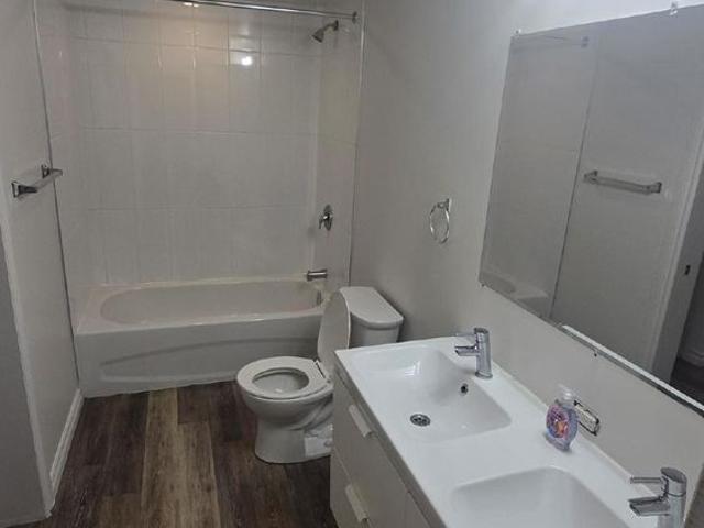16 Banner Road B