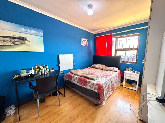 16 Bedroom House For Sale in Summerstrand