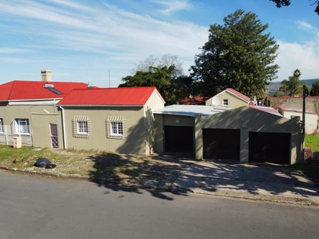 16 Bedroom House in King Williams Town Qonce Central