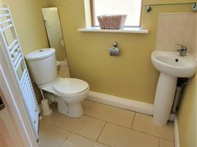 16 Bishops Avenue, Cashel, Tipperary Caplice Auctioneers 4906 MyHome. Ie Residential