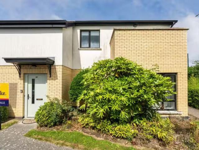 16 Blackthorn Hill View, Rathcoole, Co. Dublin is for sale