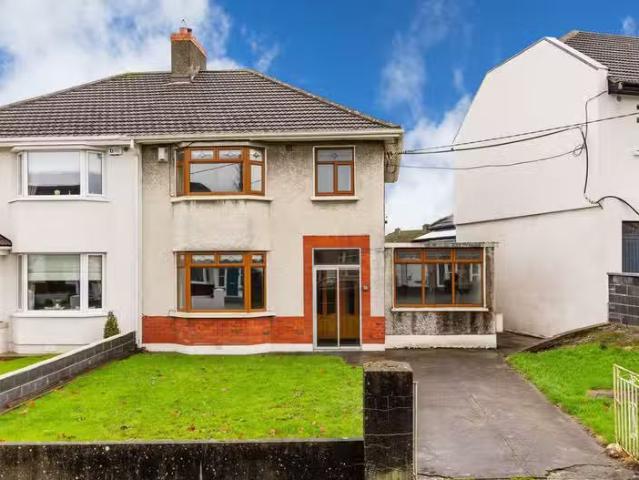 16 Brookwood Drive, Artane, Dublin 5, D05A0K7 is for sale