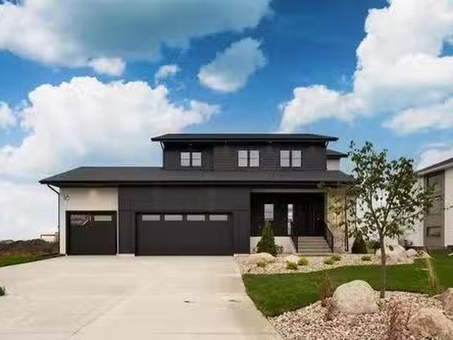 16 Bresaylor Drive, Headingley, MB, R4H 0B9 Luxury House for.