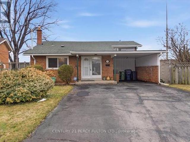 16 By Pass Court, Toronto, ON, M1T 1L1 house for sale | Listing ID E13485 | Royal LePage