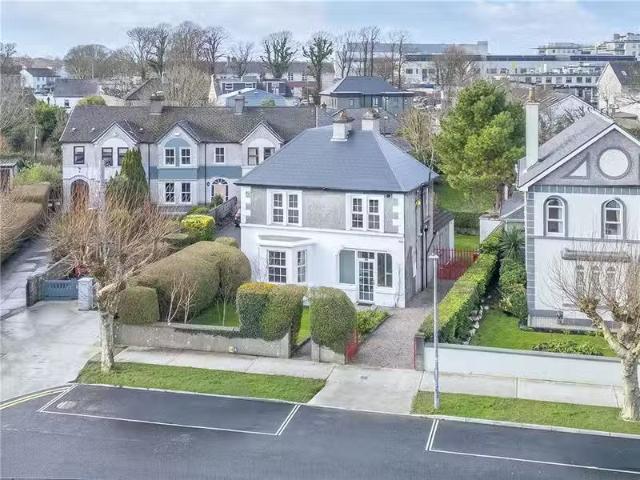 16 Canal Road Upper, Galway City, Galway, H91 F9HE