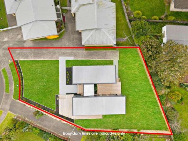 16 Churchill Terrace, Waiuku, Franklin