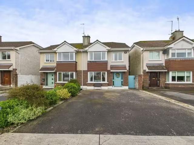 16 Cluain Lara, Athenry, Athenry, Co. Galway, H65YF72 is for s.