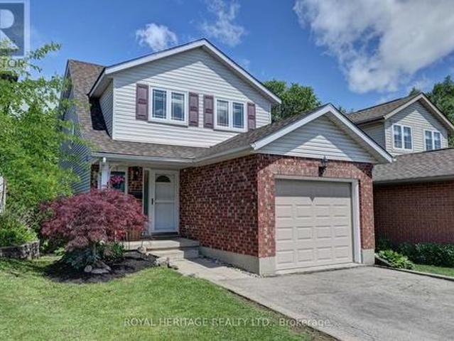 16 Dawn Ridge Drive Ne, Kitchener, ON, N2N 3J7 house for sale | Listing ID X13449 | Royal LePage