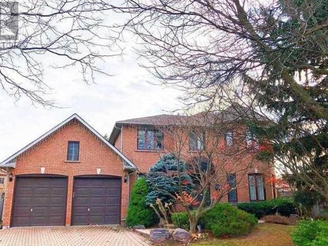 16 Dumfries Drive