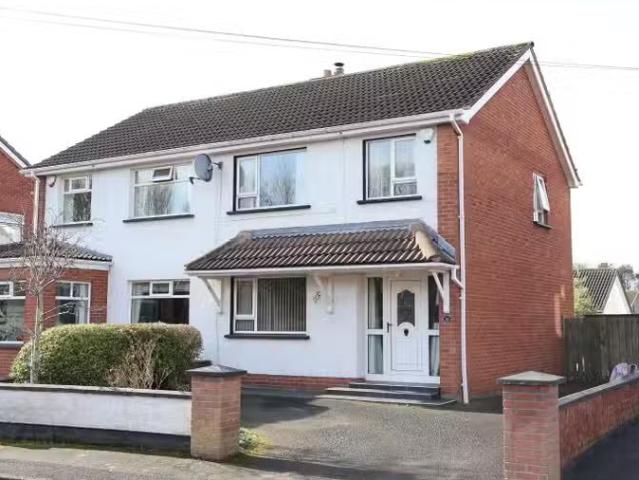 16 Enagh Park