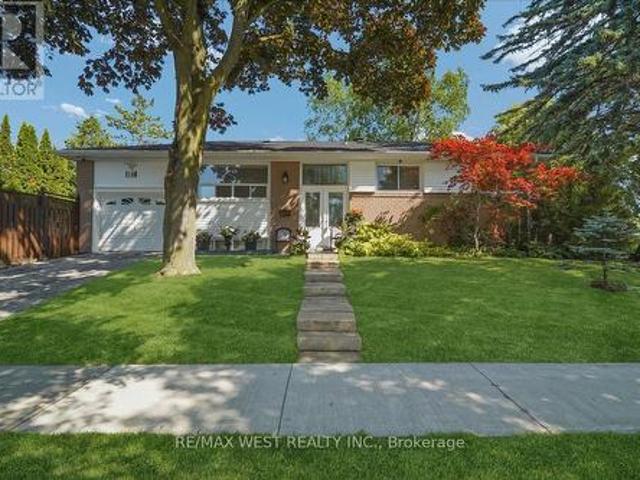 16 Fareham Crescent, Toronto, ON, M1E 1J9 house for sale | Listing ID E12268 | Royal LePage