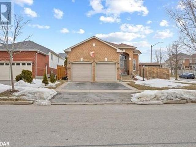 16 Goodwin Avenue, Bowmanville, ON, L1C 4Z4 house for sale | Listing ID 40721 | Royal LePage