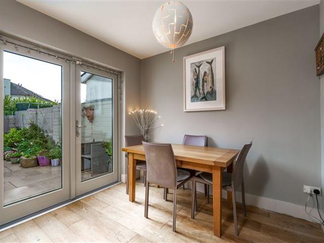16 Glenbourne Way, Leopardstown, Dublin 18 Moovingo 4837 MyHome. Ie Residential