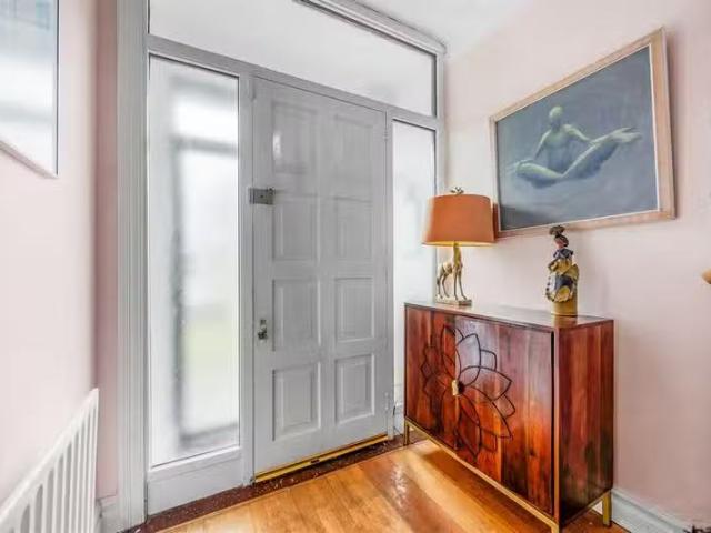 16 Glenwood Road, Raheny, Dublin 5, D05 T9N1