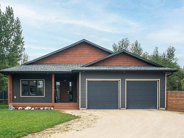 16 Horizon Place In La Broquerie! Perfect Family Home Under 380k