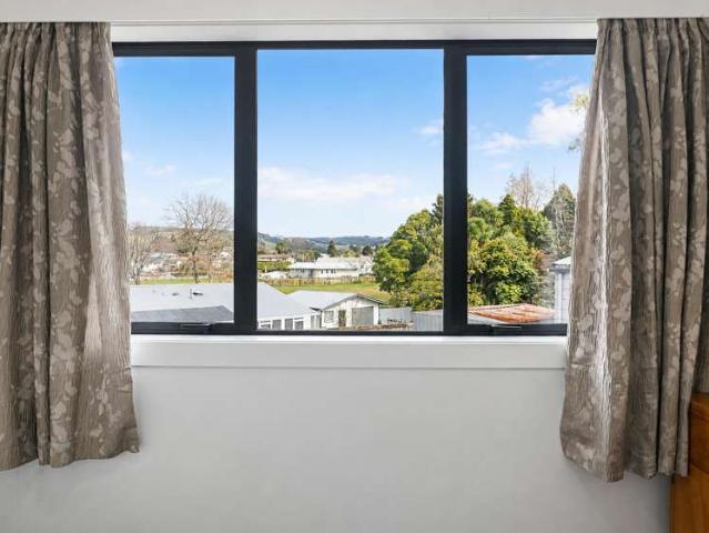 16 Joanne Crescent, Pukehangi, Rotorua