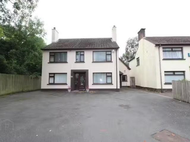 16 Jordanstown Road