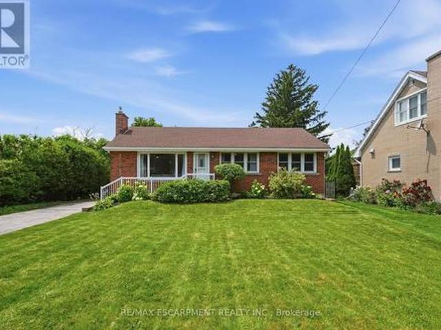 16 Kings Forest Drive, Hamilton, ON, L8T 4J3 house for sale | Listing ID X13505 | Royal LePage