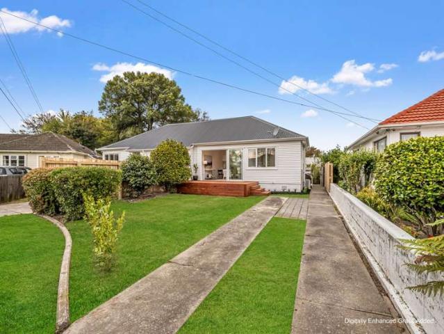 16 Kitchener Place, Opawa, Christchurch City