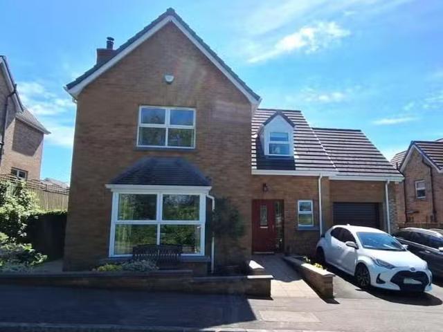 16 Knowehead Hill