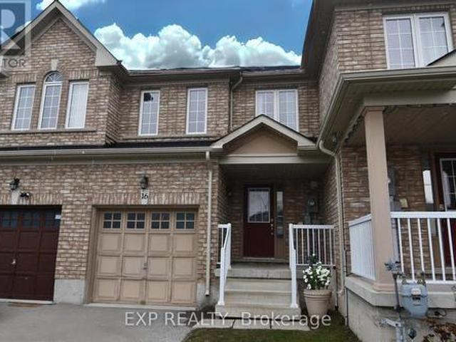 16 Lancaster Court, Barrie, ON, L4M 0G1 house for sale List.