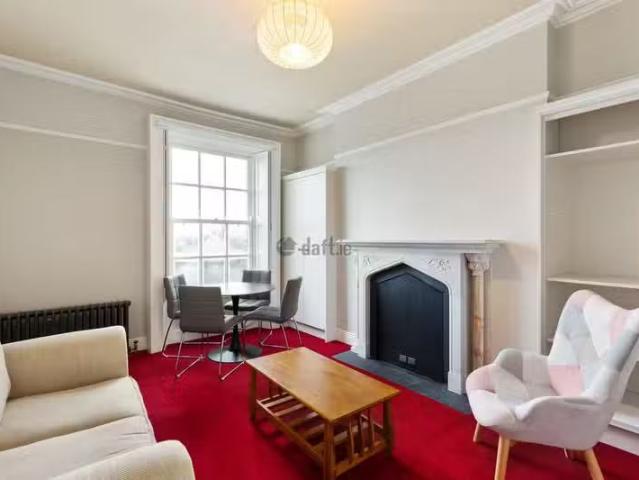 16 Leinster Square, Rathmines, Dublin 6 is for rent