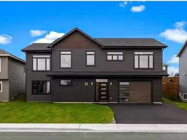 16 Lucston Avenue, Conception Bay South, NL, A1W 0C2 house f.
