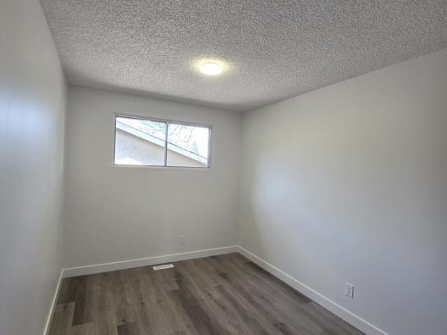 16 M Beaver Dam Place NE 2 Bedroom Apartment for Rent at 16 Beaver Dam Pl Ne, Calgary, AB T2K 4X3 Thorncliffe