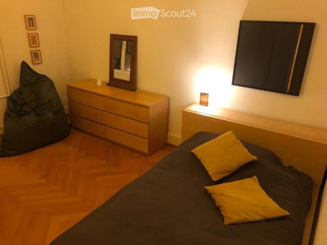 16 m²