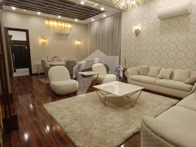 16 Marla House For Sale In Cantt Lahore