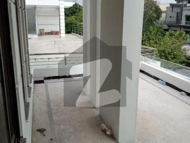 16 Marla Safari Villa Available For Rent On Prime Location Bahria Town Safari Villas
