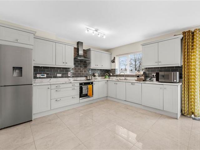 16 Millbrook Court, Mill Road, Midleton, Cork Hegarty Properties 4899 MyHome. Ie Residential