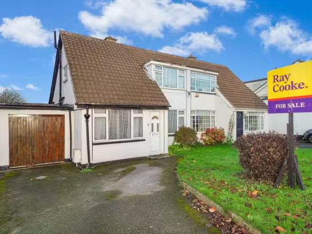 16 Monastery Drive Clondalkin Dublin 22. D22 P940, Clondalkin.