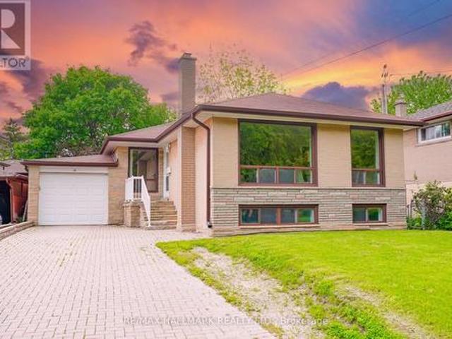16 Packard Boulevard, Toronto, ON, M1P 4K1 house for sale | Listing ID E12186 | Royal LePage