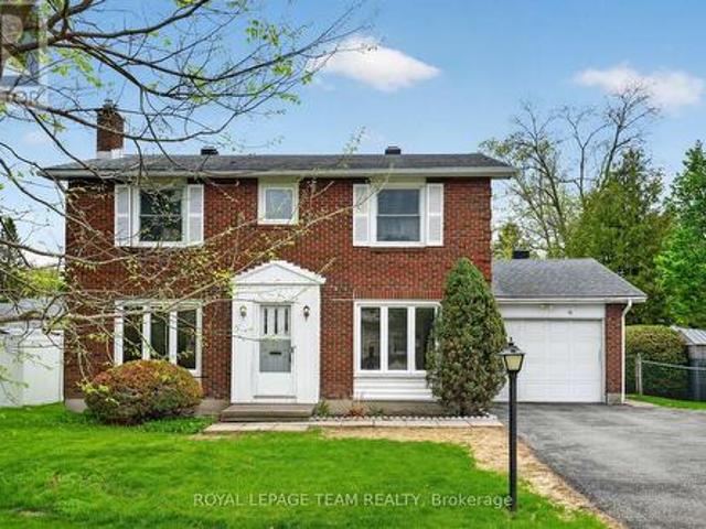 16 Parkglen Drive, Ottawa, ON, K2G 3G9 house for sale | Listing ID X13154 | Royal LePage