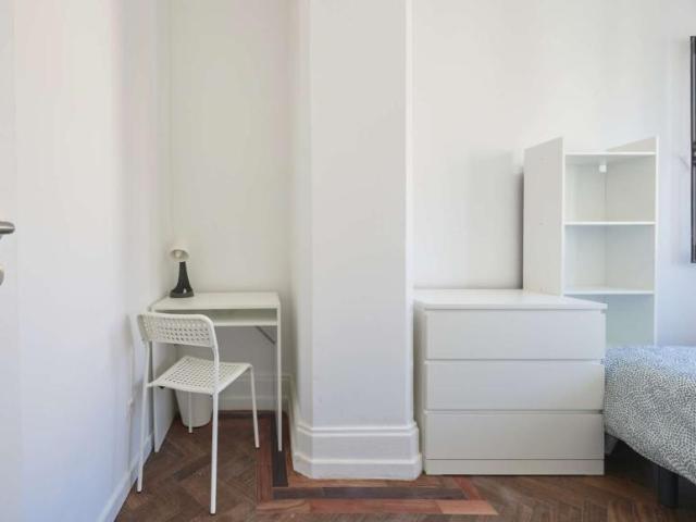 16 quarto, lisbon lisbon 1070 100216784