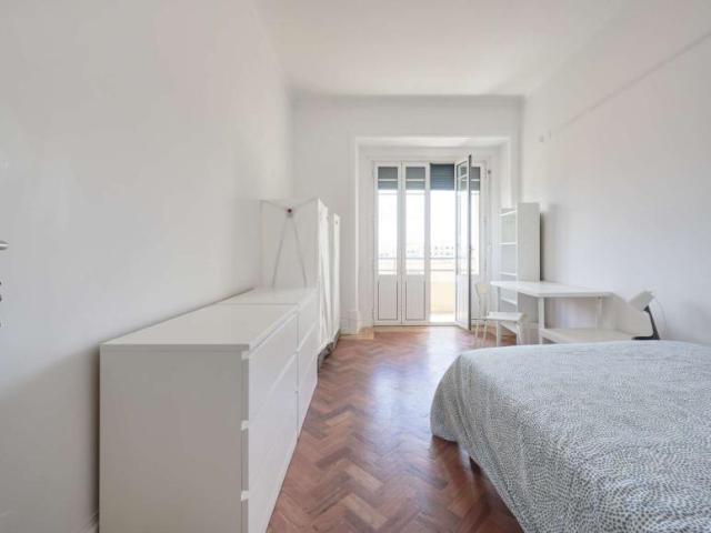 16 quarto, lisbon lisbon 1070 100216850