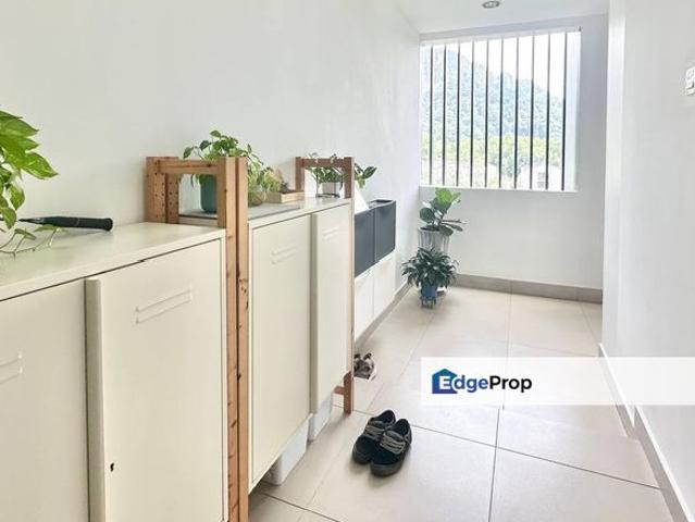 16 Quartz Melawati Condominium